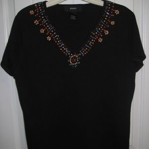 Kikit cap-sleeve v-neck knit top w/beading